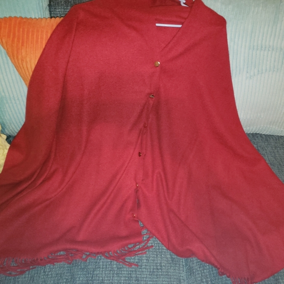 Beautiful Poncho - Picture 2 of 2